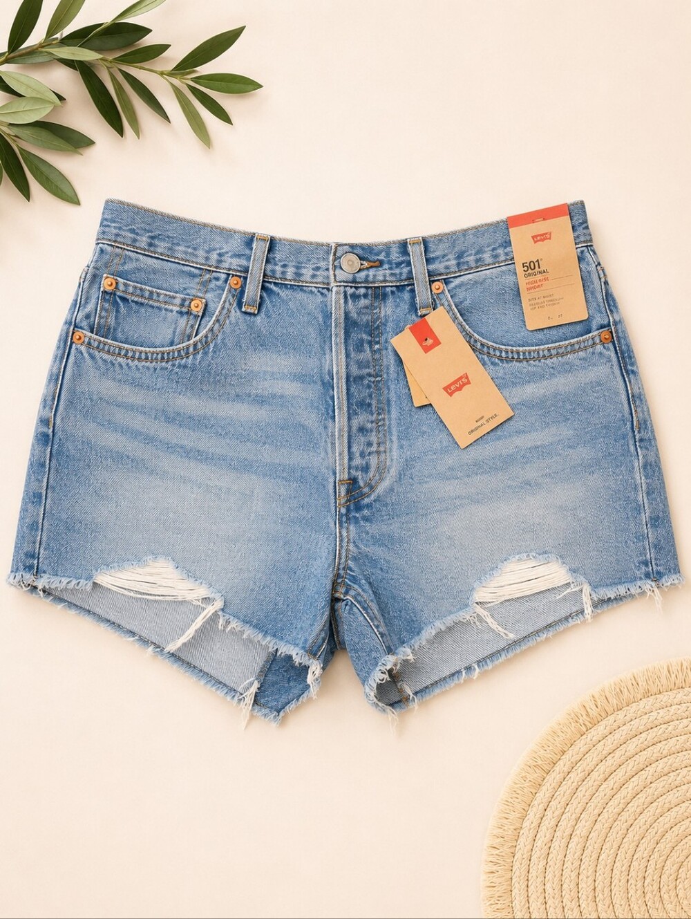 Levi's 501 Original High Rise Denim Shorts NWT Size 31 Distressed Raw Hem Light